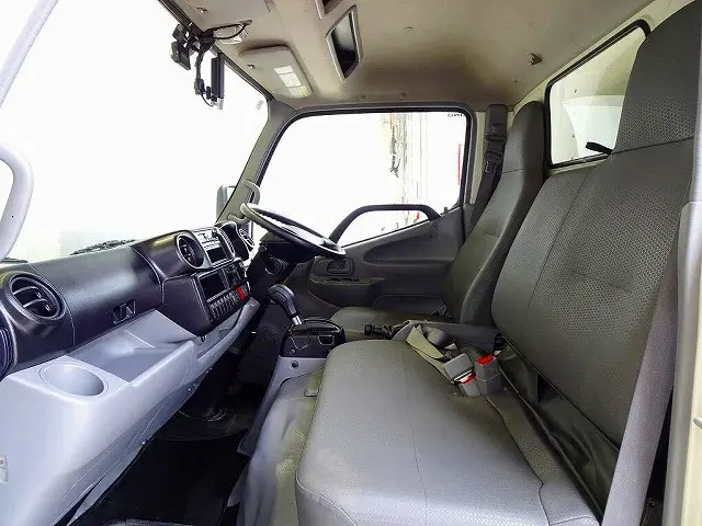 日野 デュトロ TKG-XZU655M(2WD)の写真8