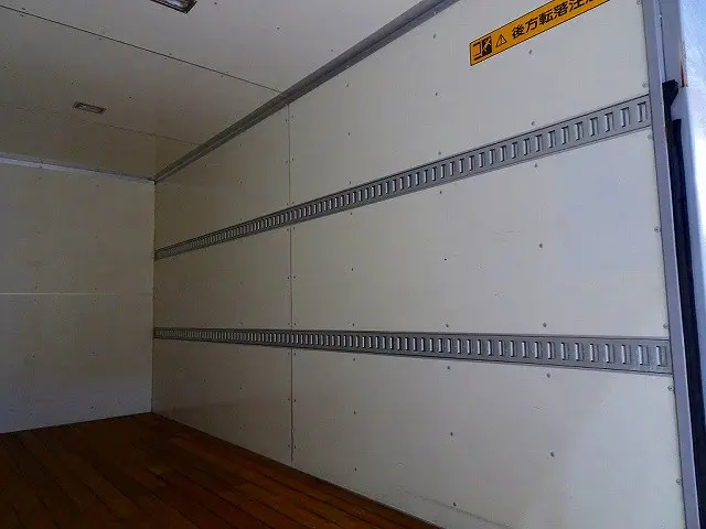 荷台内寸：452×184×225　リア上部跳ね上げ式/下部フルゲート1,000kg付　左サイドスライドドア　ラッシングレール2段(75cm/150cm)　荷室灯2個|日野 デュトロ TKG-XZU655M(2WD)の写真25
