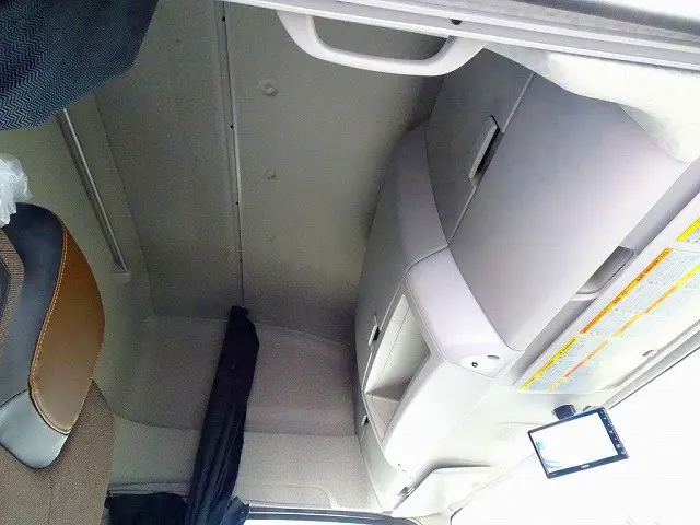 ハイルーフ|いすゞ ギガ 2PG-CYJ77D(8x4)の写真19