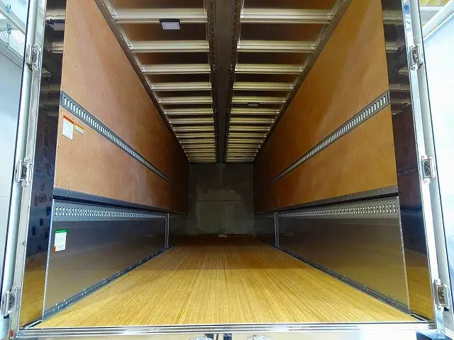 荷台内寸：968×241×265　センタースロットル付五方開　セイコーラック　床フック9対　ラッシング2段(69cm/150cm)/バー2本/ベルト1個　荷室LED灯4個|いすゞ ギガ 2PG-CYJ77D(8x4)の写真24