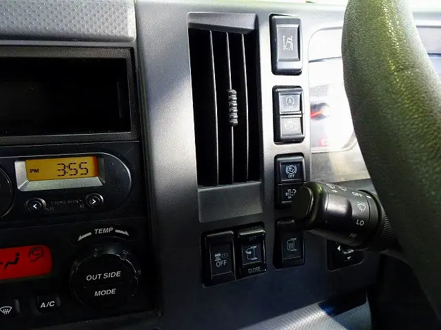 いすゞ フォワード 2RG-FRR90S2(2WD)の写真13