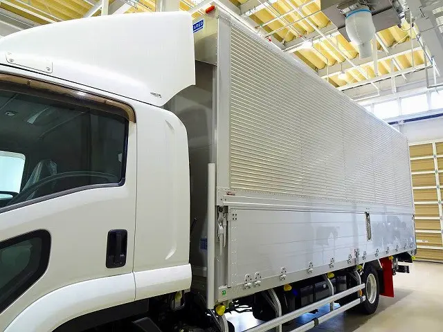 荷台内寸：626×241×240　日本フルハーフ/DMS　リア上部跳ね上げ式/下部フルゲート付　床フック8対　ラッシングレール2段(61cm/140cm)　荷室LED灯3個　PG/1,000kg付|いすゞ フォワード 2RG-FRR90S2(2WD)の写真29