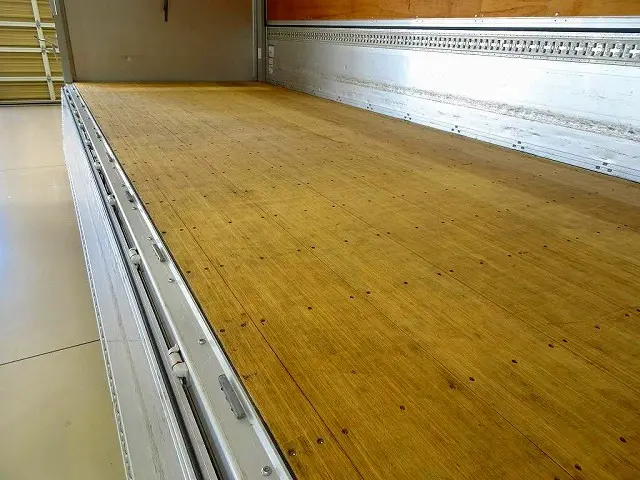 荷台内寸：626×241×240　日本フルハーフ/DMS　リア上部跳ね上げ式/下部フルゲート付　床フック8対　ラッシングレール2段(61cm/140cm)　荷室LED灯3個　PG/1,000kg付|いすゞ フォワード 2RG-FRR90S2(2WD)の写真34