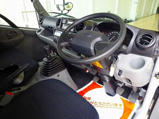 AC PS PW SRS ABS 集中ドアロック 左電格ミラー AM/FMラジオ ETC2.0 バックモニター タコグラフ ターボ 排気ブレーキ|日野 デュトロ 2KG-XZU605M(2WD)の写真5