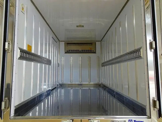 荷台内寸:301×166×176 床ステンレス 左サイドスライドドア(159cm/82cm) ステンレス製ラッシングレール1段(80cm) 水抜き穴前1対 荷室灯1個 ±30度設定 -14度確認|日野 デュトロ 2KG-XZU605M(2WD)の写真24