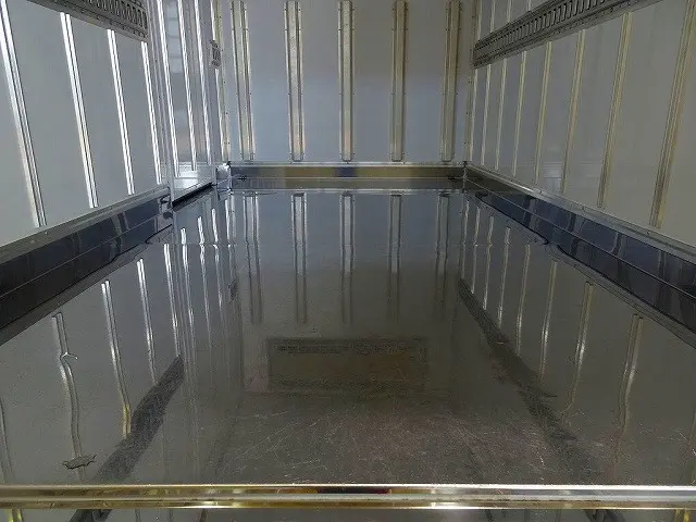 荷台内寸:301×166×176 床ステンレス 左サイドスライドドア(159cm/82cm) ステンレス製ラッシングレール1段(80cm) 水抜き穴前1対 荷室灯1個 ±30度設定 -14度確認|日野 デュトロ 2KG-XZU605M(2WD)の写真25