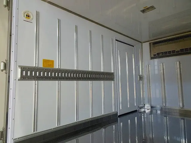 荷台内寸:301×166×176 床ステンレス 左サイドスライドドア(159cm/82cm) ステンレス製ラッシングレール1段(80cm) 水抜き穴前1対 荷室灯1個 ±30度設定 -14度確認|日野 デュトロ 2KG-XZU605M(2WD)の写真27