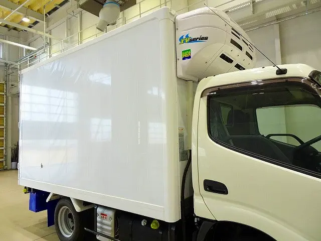 荷台内寸:301×166×176 東プレ/F238071 リア観音扉 箱厚み8cm 冷凍機 東プレ/XV22LSC-P ±30度設定 -14度確認 スタンバイ付(コード付)|日野 デュトロ 2KG-XZU605M(2WD)の写真31