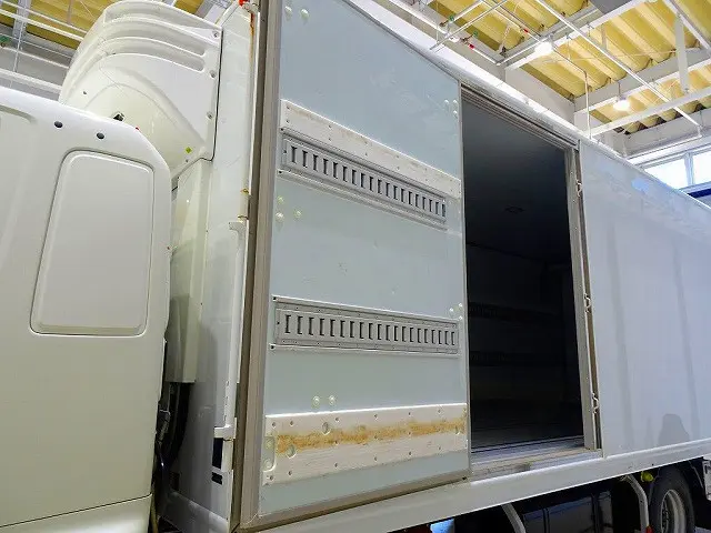 左サイド開閉式ドア(121cm/200cm)|日野 レンジャー 2KG-FD2ABG(2WD)の写真31