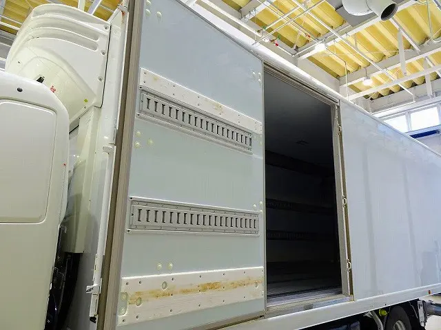 左サイド開閉式ドア(120cm/200cm)|日野 レンジャー 2KG-FD2ABG(2WD)の写真27