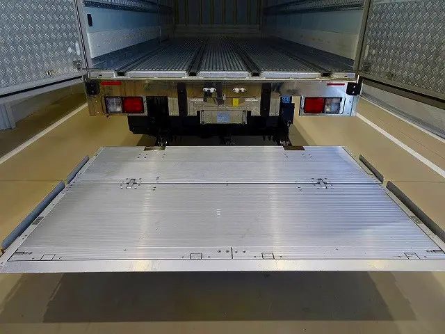 格納ゲート　1,000kg　新明和/TRAK10-6495D　PGカートストッパー/サイドガード付　長：155cm　幅：220cm　左シャシリア/荷室内PGスイッチコード|日野 レンジャー 2KG-FD2ABG(2WD)の写真31