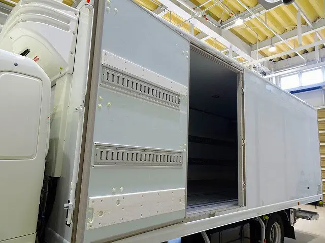 左サイド開閉式ドア(121cm/200cm)|日野 レンジャー 2KG-FD2ABG(2WD)の写真27