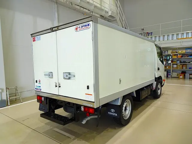 お問合せ管理No.H421 H30 トヨエース 1.35t 4WD FJL Sタイヤ 4No. 低温冷凍車|トヨタ トヨエース LDF-KDY281(4WD)の写真3
