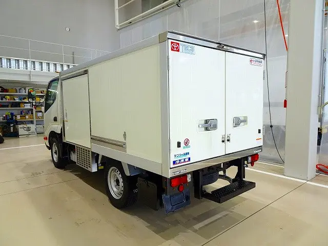 お問合せ管理No.H421 H30 トヨエース 1.35t 4WD FJL Sタイヤ 4No. 低温冷凍車|トヨタ トヨエース LDF-KDY281(4WD)の写真4