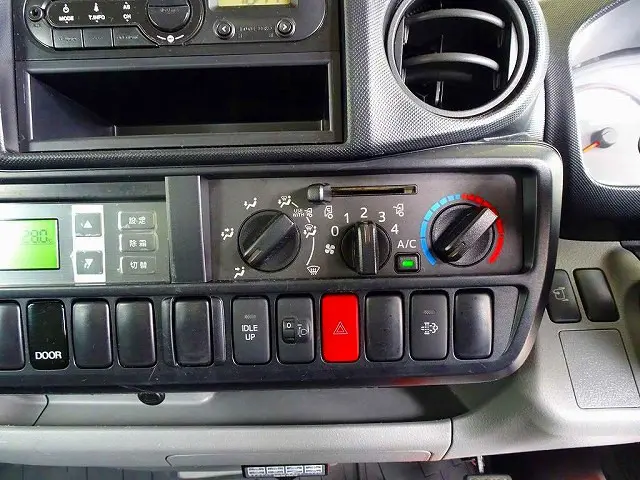 トヨタ トヨエース LDF-KDY281(4WD)の写真12