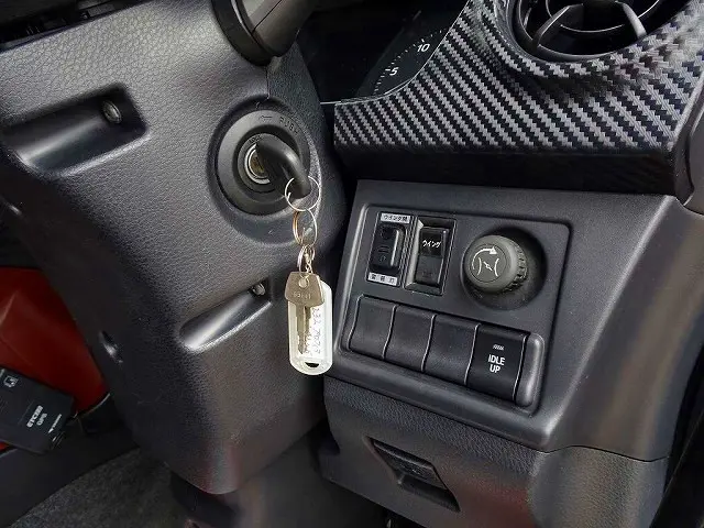 日野 プロフィア 2DG-FR1AHG(6x2)の写真21