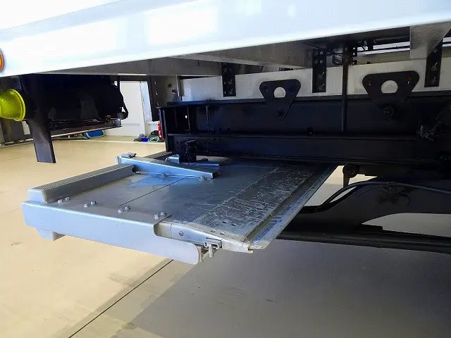 格納ゲート　1,000kg　トランテックス/TRAK10-6495D　PGカートストッパー/サイドガード付　長：155cm　幅：220cm　左シャシリア/荷室内PGスイッチコード|日野 レンジャー 2KG-FD2ABG(2WD)の写真33