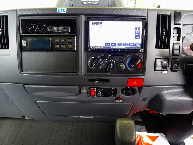 AC PS PW SRS ABS キーレス 左右電格ミラー 社外メモリーナビ/CD ETC2.0 バックモニター ドライブレコーダー アドブルー ターボ 排気ブレーキ フロアAT|いすゞ エルフ 2RG-NPR88AN(2WD)の写真9