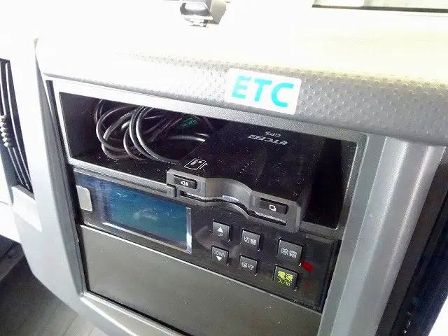 ETC2.0 冷凍機操作パネル|いすゞ エルフ 2RG-NPR88AN(2WD)の写真11