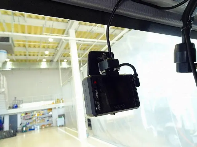 ドライブレコーダー|いすゞ エルフ 2RG-NPR88AN(2WD)の写真14