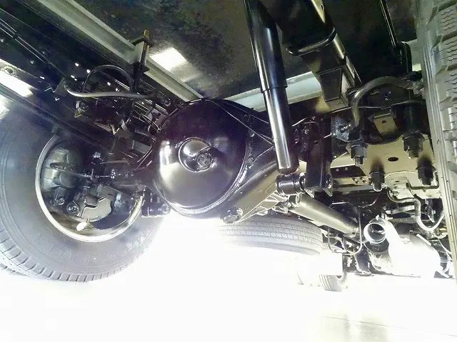 いすゞ エルフ 2RG-NPR88AN(2WD)の写真45