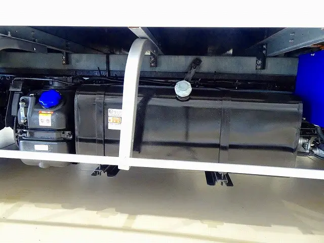 アドブルー|いすゞ エルフ 2RG-NPR88AN(2WD)の写真48