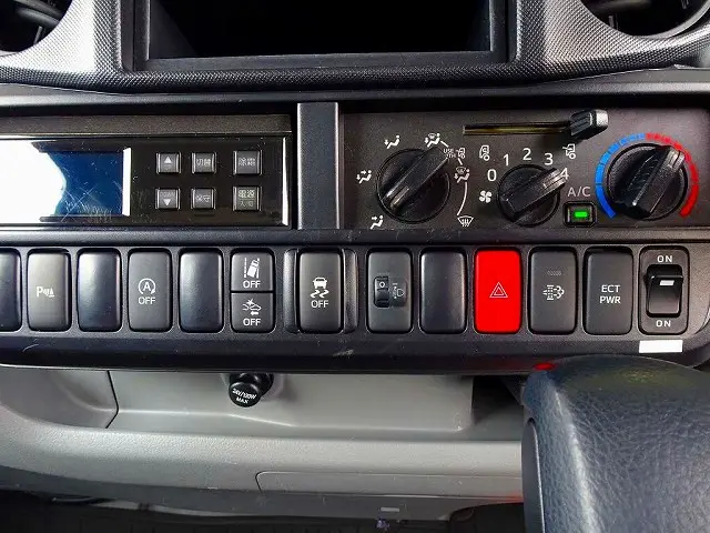 日野 デュトロ 2RG-XZC605M(2WD)の写真12