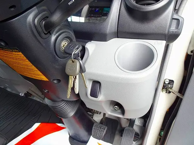 日野 デュトロ 2RG-XZC605M(2WD)の写真19