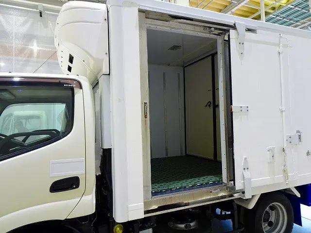 左サイドスライドドア(151cm/82cm)|日野 デュトロ 2RG-XZC605M(2WD)の写真33