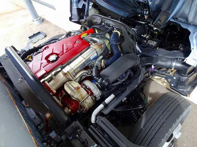 エンジンルーム|日野 デュトロ 2RG-XZC605M(2WD)の写真36