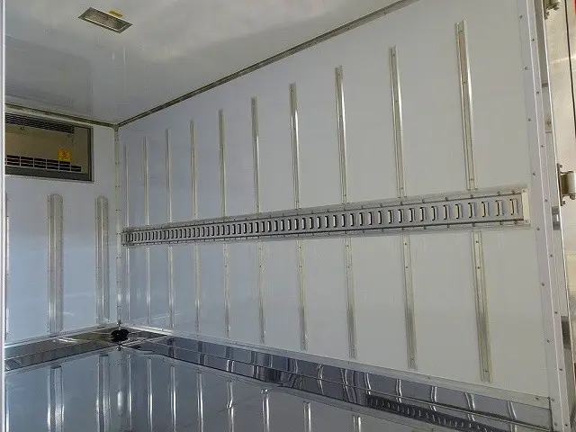 荷台内寸：301×166×176　床ステンレス　左サイドスライドドア(159cm/82cm)　ステンレス製ラッシングレール1段(80cm)　水抜き穴前1対　荷室灯1個　±30度設定　-14度確認|日野 デュトロ 2KG-XZU605M(2WD)の写真27