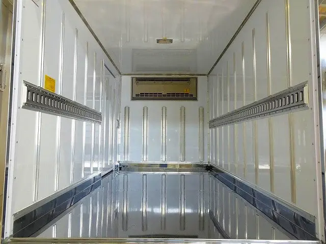 荷台内寸：301×166×176　床ステンレス　左サイドスライドドア(159cm/82cm)　ステンレス製ラッシングレール1段(80cm)　水抜き穴前1対　荷室灯1個　±30度設定　-14度確認|日野 デュトロ 2KG-XZU605M(2WD)の写真23
