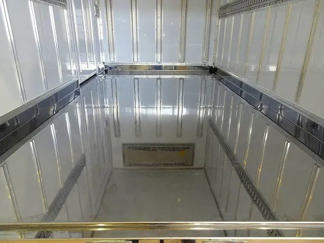 荷台内寸：301×166×176　床ステンレス　左サイドスライドドア(159cm/82cm)　ステンレス製ラッシングレール1段(80cm)　水抜き穴前1対　荷室灯1個　±30度設定　-14度確認|日野 デュトロ 2KG-XZU605M(2WD)の写真24