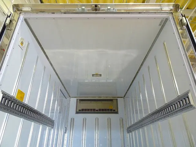 荷台内寸：301×166×176　床ステンレス　左サイドスライドドア(159cm/82cm)　ステンレス製ラッシングレール1段(80cm)　水抜き穴前1対　荷室灯1個　±30度設定　-14度確認|日野 デュトロ 2KG-XZU605M(2WD)の写真25