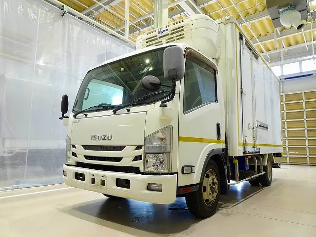 いすゞ エルフ TPG-NPR85AN(2WD)の写真1