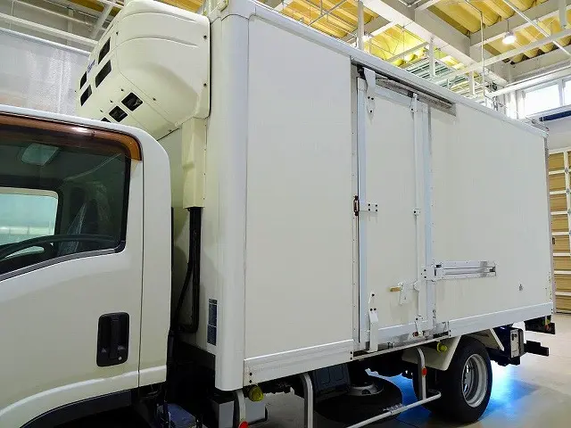 左サイドスライドドア(82cm/181cm)|いすゞ エルフ SKG-NPR85AN(2WD)の写真30