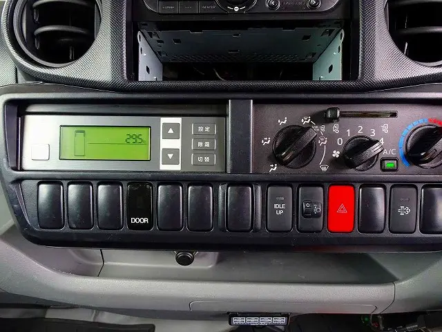 トヨタ トヨエース LDF-KDY281(4WD)の写真12