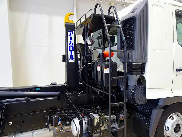 アームロール 新明和 CCA44-30 F701450251 キャブバックステップ付 作業灯1個|日野 レンジャー TKG-FD7JGAA(2WD)の写真25
