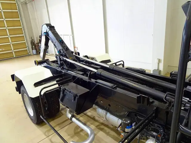 アームロール 新明和 CCA44-30 F701450251 キャブバックステップ付 作業灯1個|日野 レンジャー TKG-FD7JGAA(2WD)の写真30