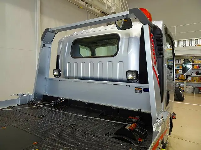 いすゞ エルフ 2RG-NPR88AN(2WD)の写真24