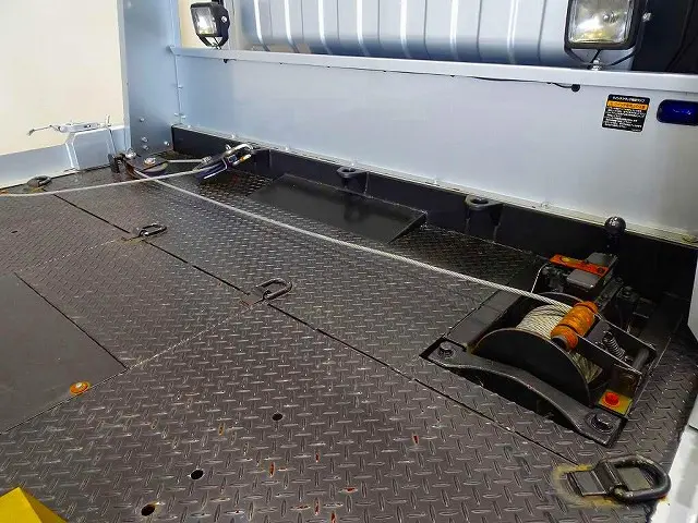 いすゞ エルフ 2RG-NPR88AN(2WD)の写真28