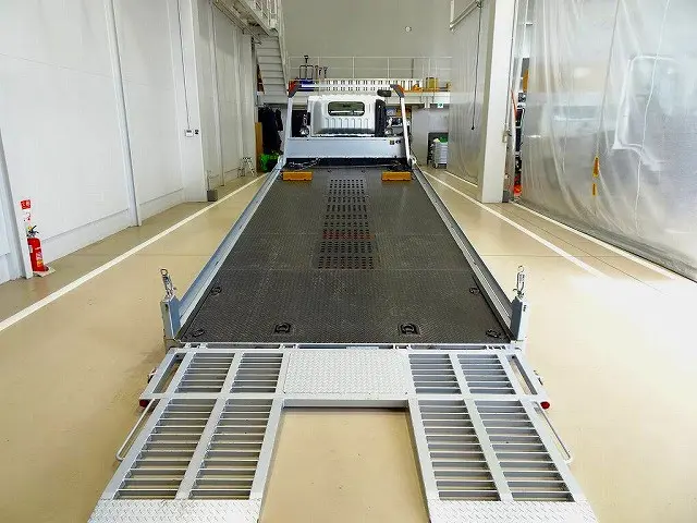 いすゞ エルフ 2RG-NPR88AN(2WD)の写真35