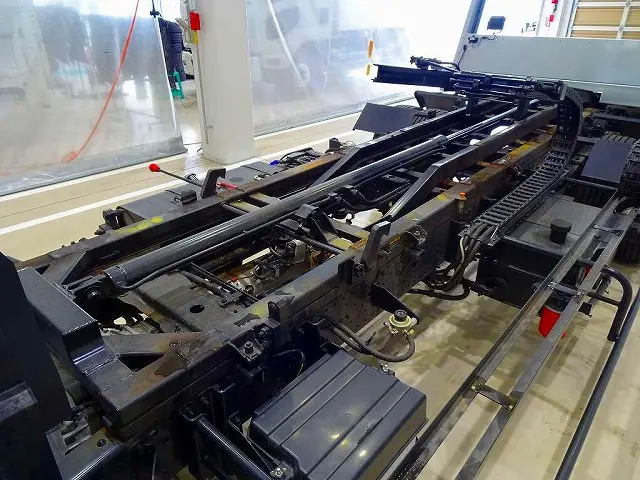 いすゞ エルフ 2RG-NPR88AN(2WD)の写真37