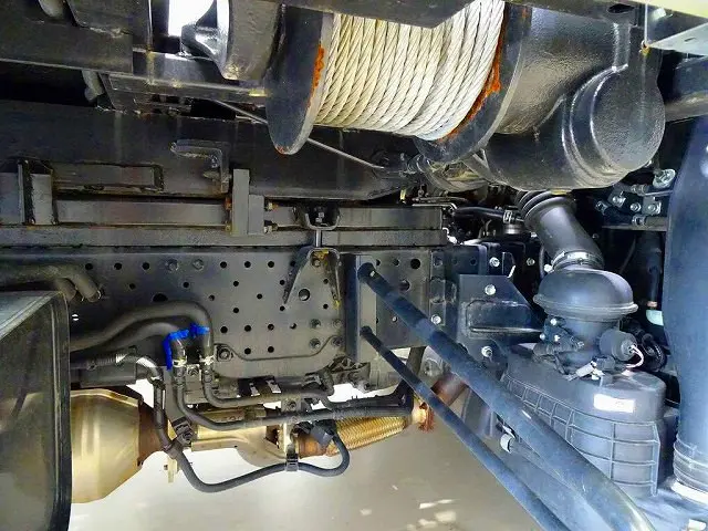 いすゞ エルフ 2RG-NPR88AN(2WD)の写真40