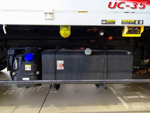 いすゞ エルフ 2RG-NPR88AN(2WD)の写真41