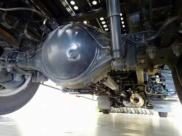 いすゞ エルフ 2RG-NPR88AN(2WD)の写真44