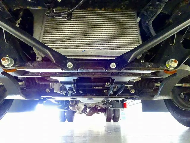 いすゞ エルフ 2RG-NPR88AN(2WD)の写真45