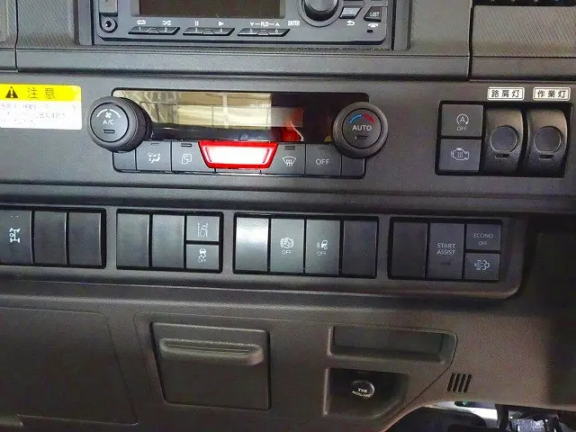 いすゞ フォワード 2RG-FRR90S4(2WD)の写真12
