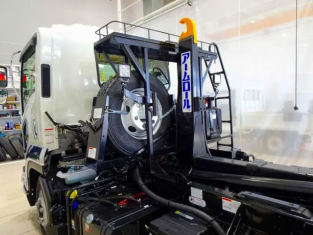 アームロール 新明和/CCA44-31 F25065241299 作業灯2個 キャブバックステップ付|いすゞ フォワード 2RG-FRR90S4(2WD)の写真25