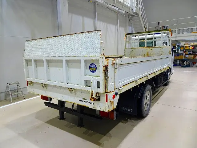 いすゞ エルフ KRーNKR81LV(2WD)の写真3